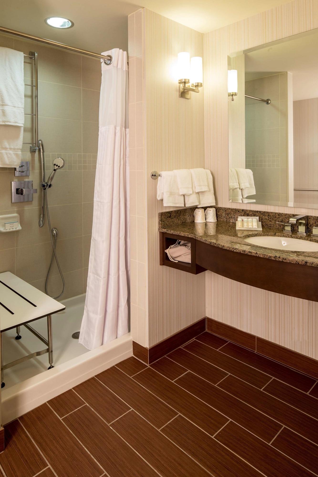 Hilton Garden Inn Uniontown Exterior foto